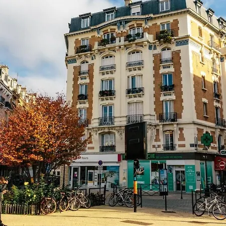 Cosy Appart Proche Paris La Defense Courbevoie